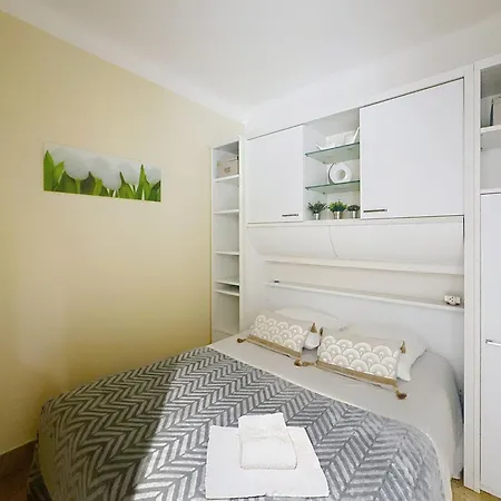 1-bedroom With Sea View On La Croisette Канны