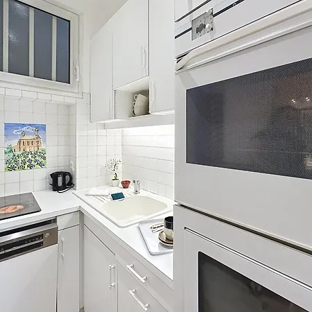 1-bedroom With Sea View On La Croisette Cannes